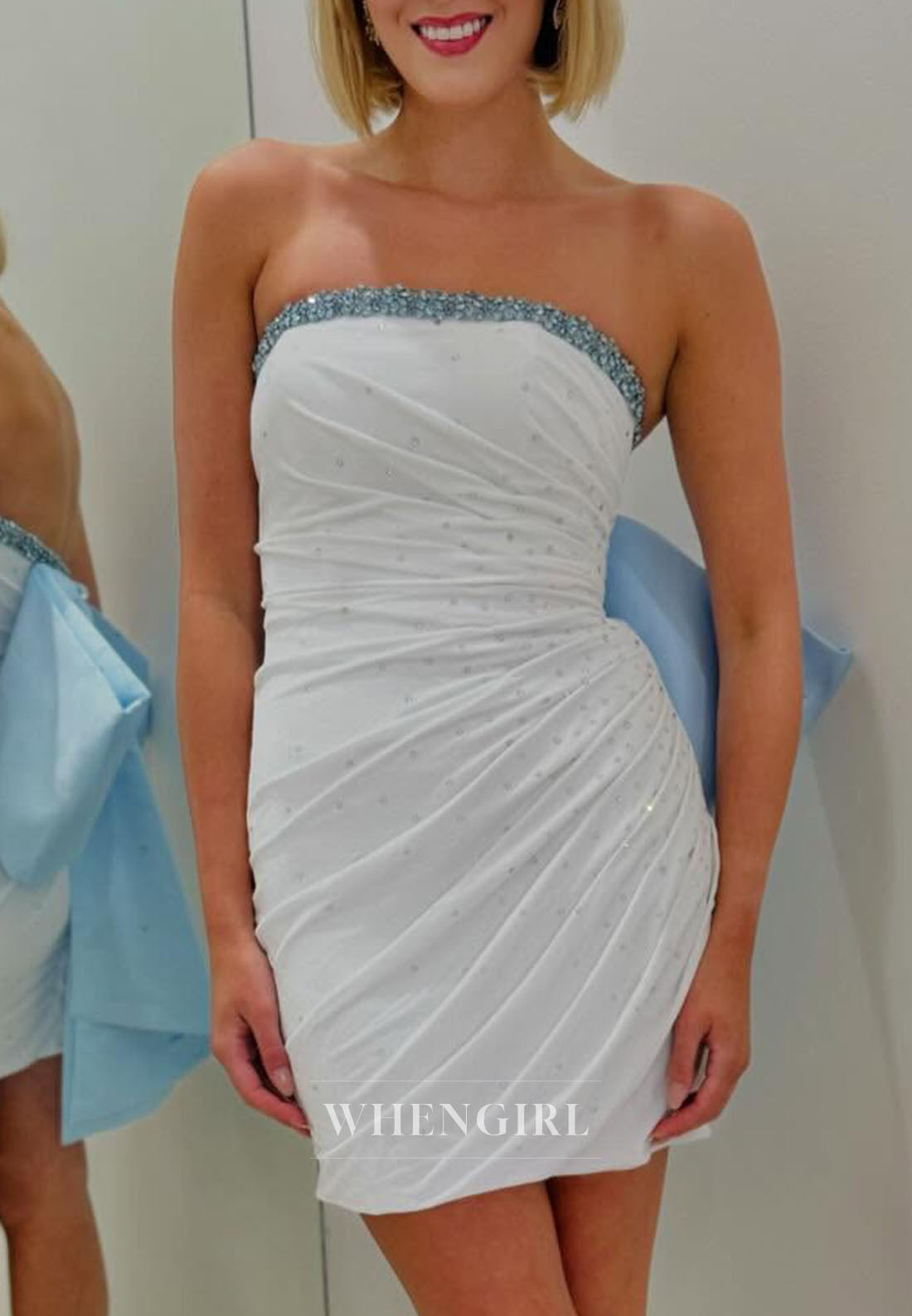 Sheath Sleevelss Tube Top Beaded Pleated Bowknot Velvet Short Homecoming Dress