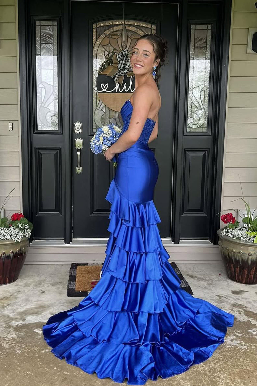 Cute Mermaid Scoop Neck Royal Blue Prom Dress with Slit