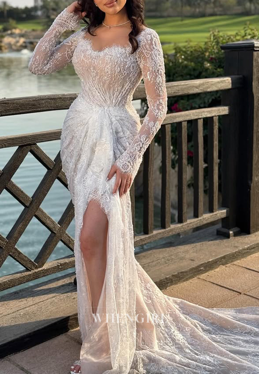 Long Sleeves Sweetheart Side Slit Embriodery Lace Ruched Sheath Wedding Dress with Sweep Train