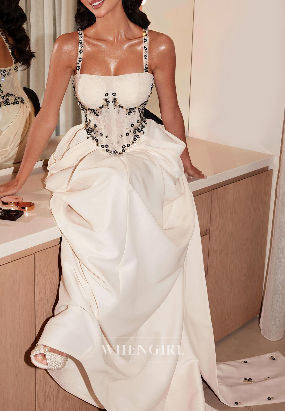 White Sleeveless Saqure Neck Beaded Formal Dress Floral A-Line Evening Dress with Sweep Train