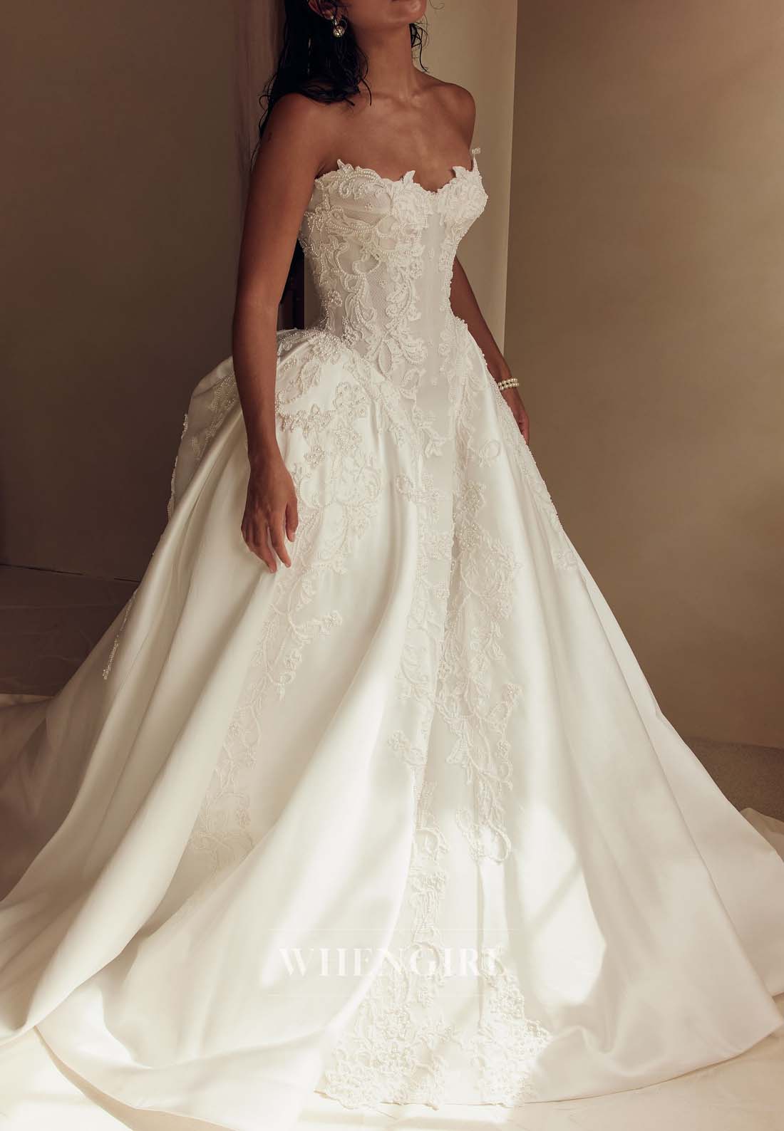 Ball Gown V Neck Sleeveless Pearls Beading Appliqued Court Train Wedding Dress