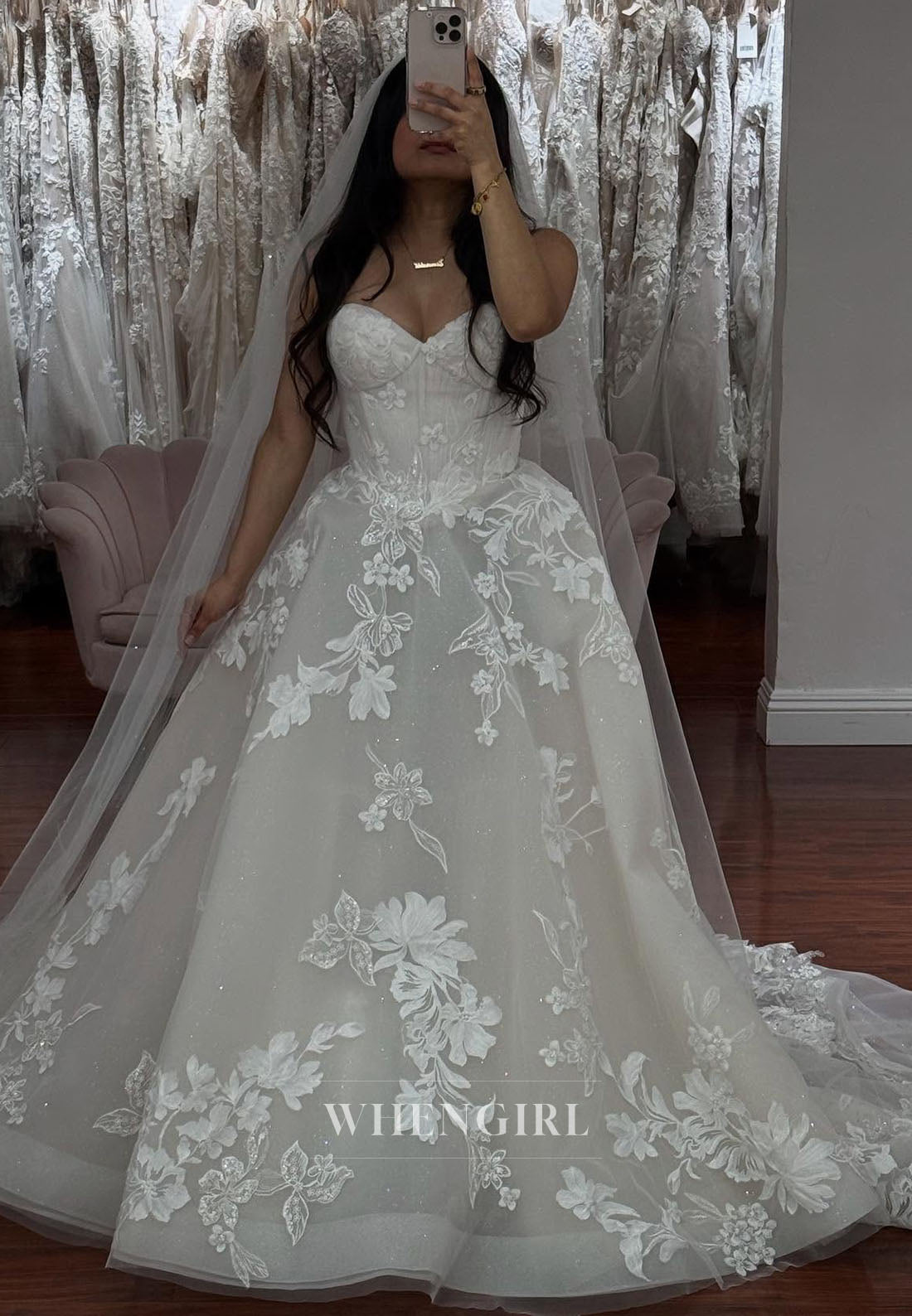 Sweetheart Lace Sleeveless Appliques A-Line Weding Dress