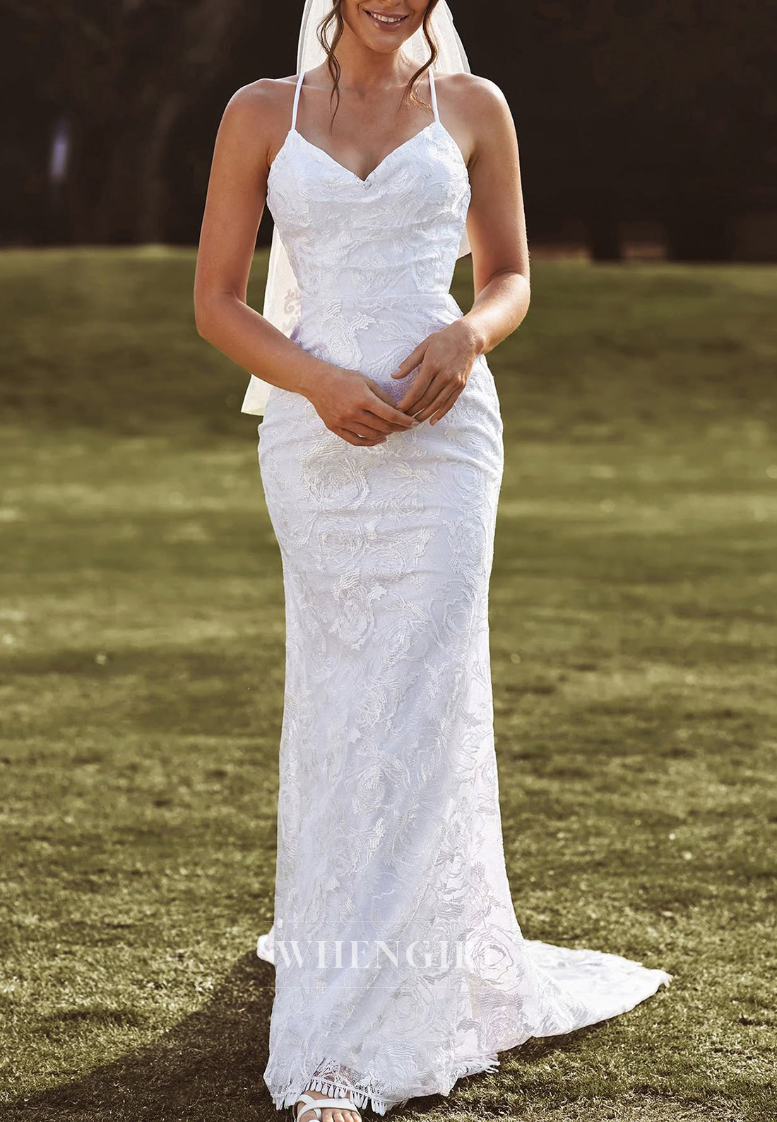 Sheath V Neck Sleeveless Spaghetti Straps Lace Up Sweep Trian Lace Beach Wedding Dress