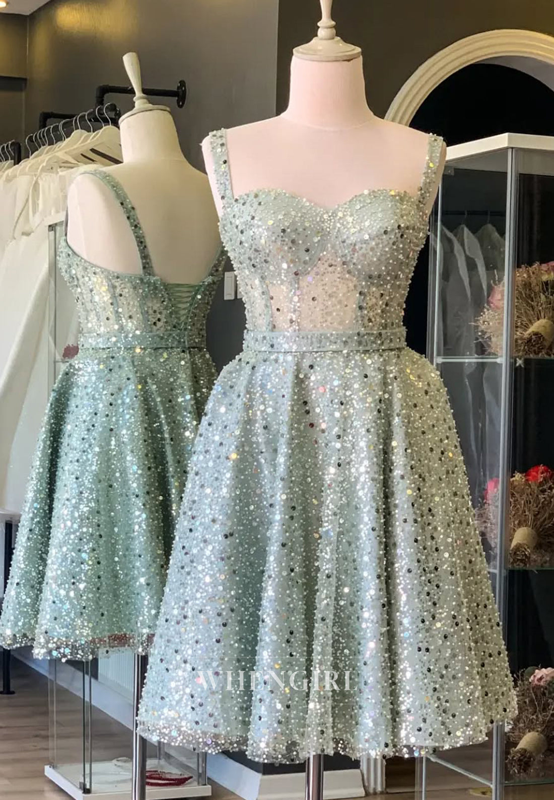 A-Line Sweetheart Sleeveless Beaded Short Homecoming Dress