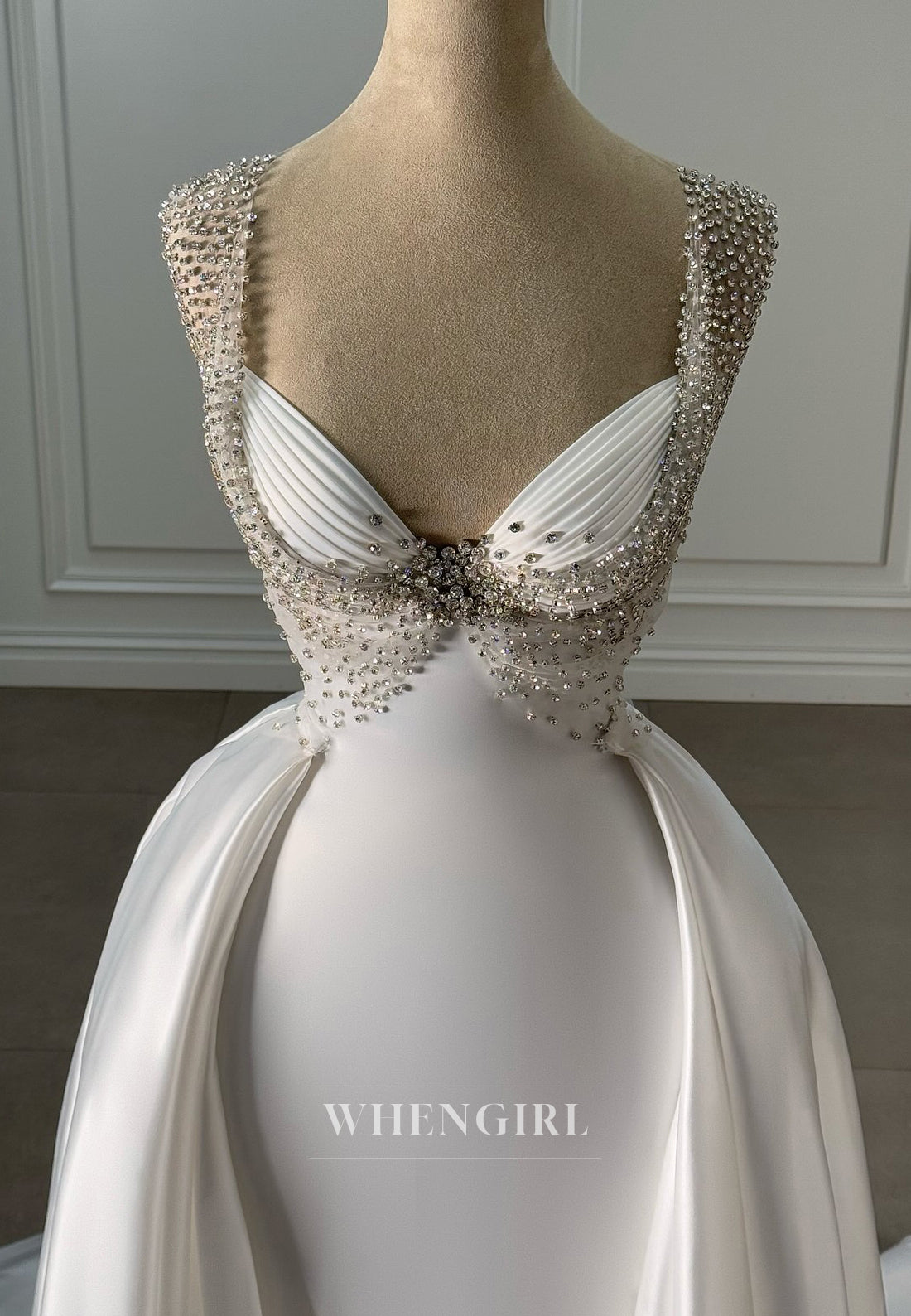Sleeveless Sheath Sweetheart Satin Wedding Dress with Beads and Court Train