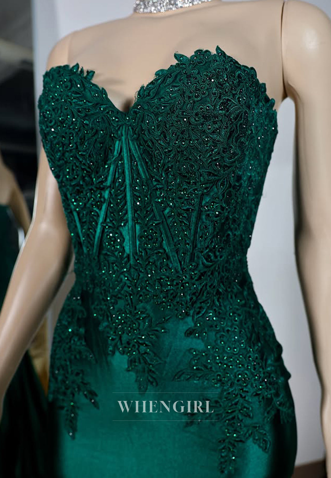 Graceful Sweetheart Sleeveless High Slit Mermaid Beaded Stin Prom Party Gown with Appliques