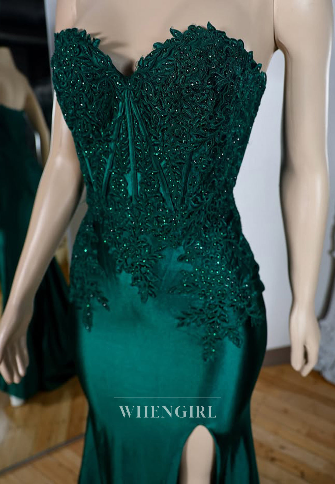 Graceful Sweetheart Sleeveless High Slit Mermaid Beaded Stin Prom Party Gown with Appliques