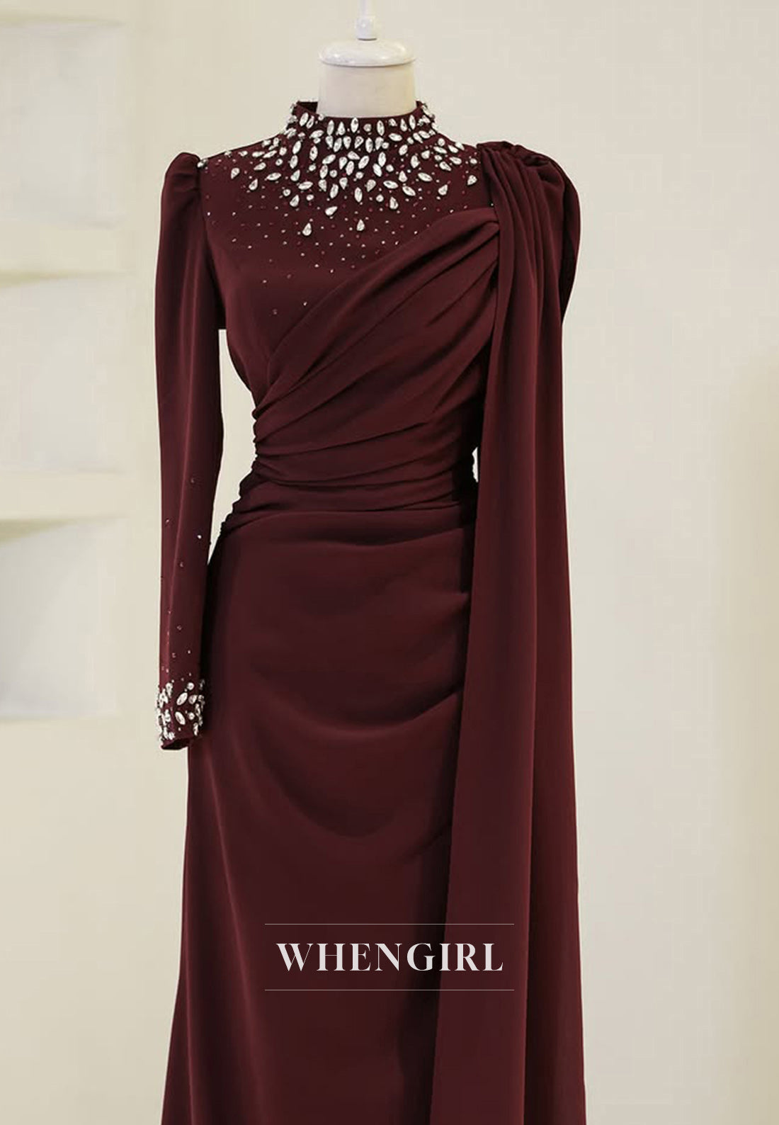 Elegant High Neck Long Sleeves Pleats Satin Formal Prom Dress with Beaded