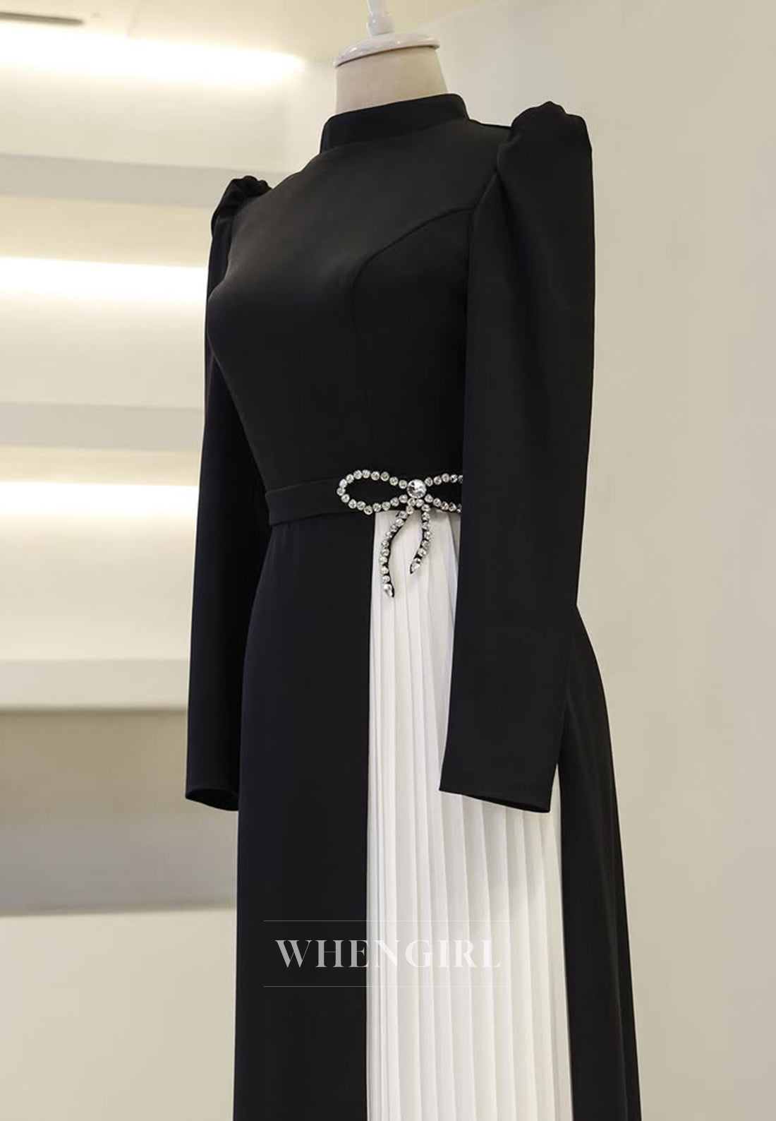 High Neck Long Sleeves Rhinestone Bowknot Pleated Sheath Long Formal Evening Dress