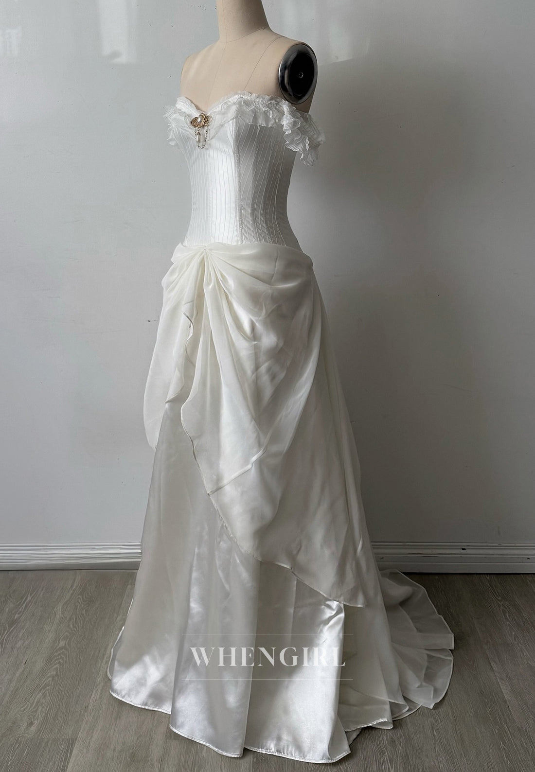 A-Line Beaded Off Shoulder Sweep Train Lace Up Pleated Vintage Wedding Dress