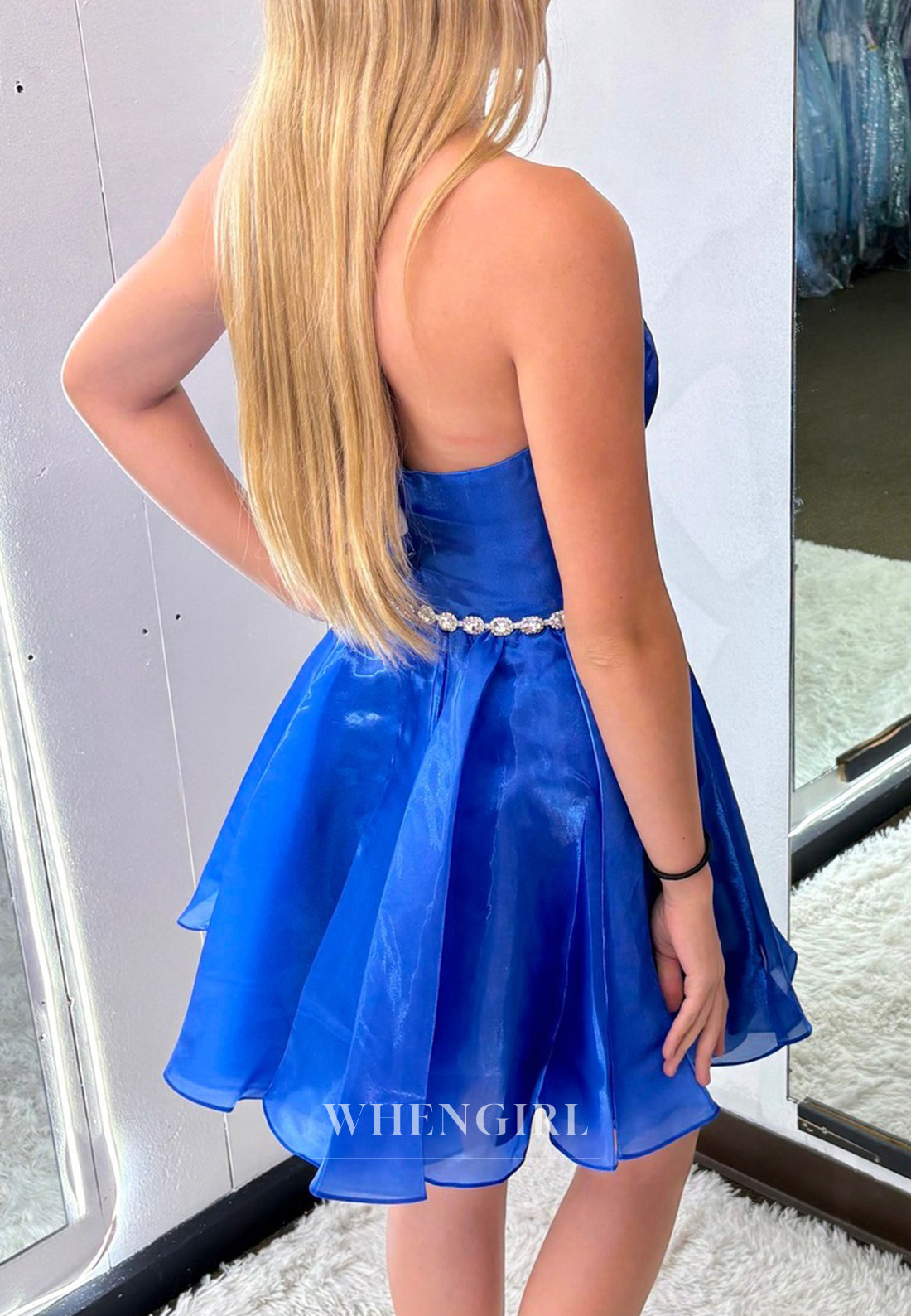 Royal Blue V Neck Sleeveless Rhinestone Beading A-Line Short Homecoming Dress