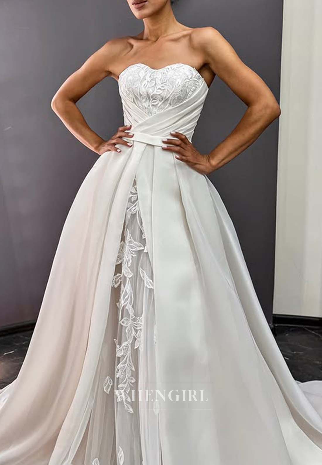 Sweetheart Sleeveless Pleated Appliqued A-Line Wedding Dress with Court Train