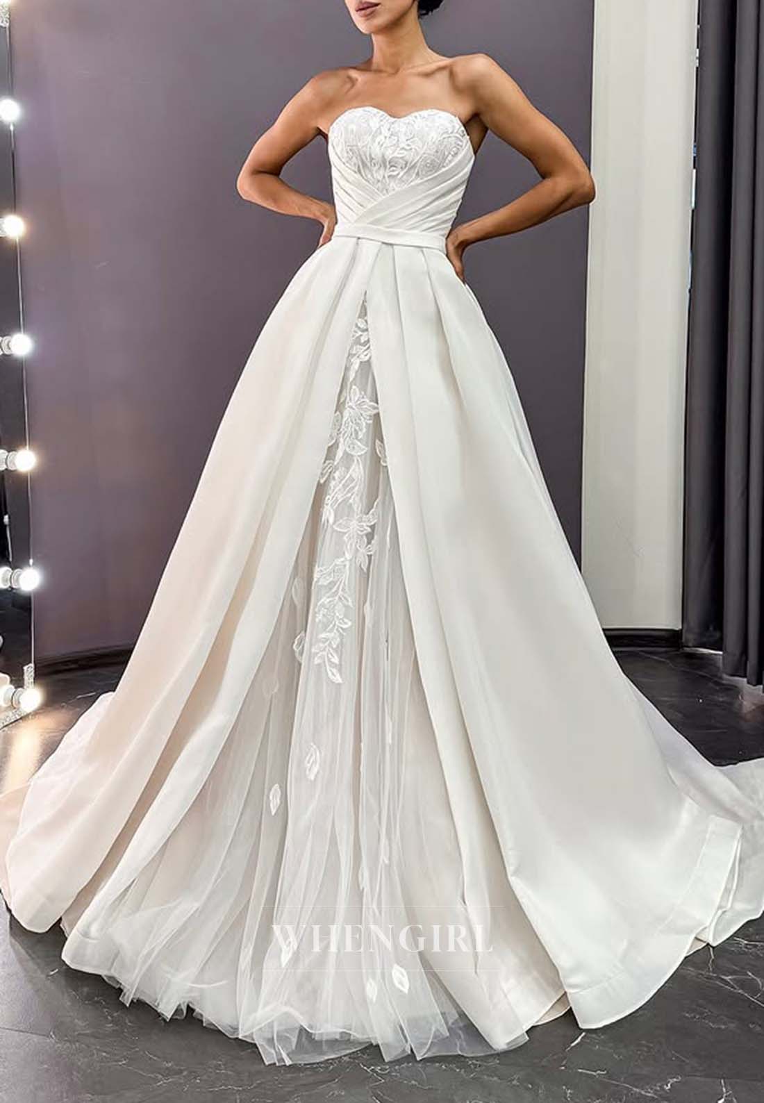 Sweetheart Sleeveless Pleated Appliqued A-Line Wedding Dress with Court Train