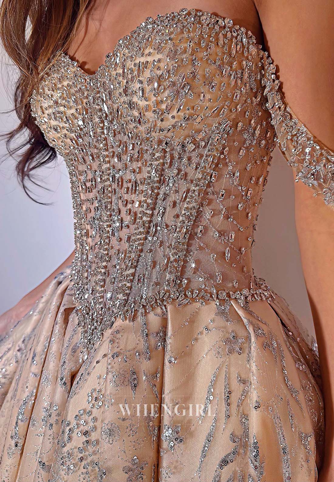 Champagne A-Line Rhinestone Beaded Off Shoulder Sweetheart Sleeveless Short Homecoming Dress