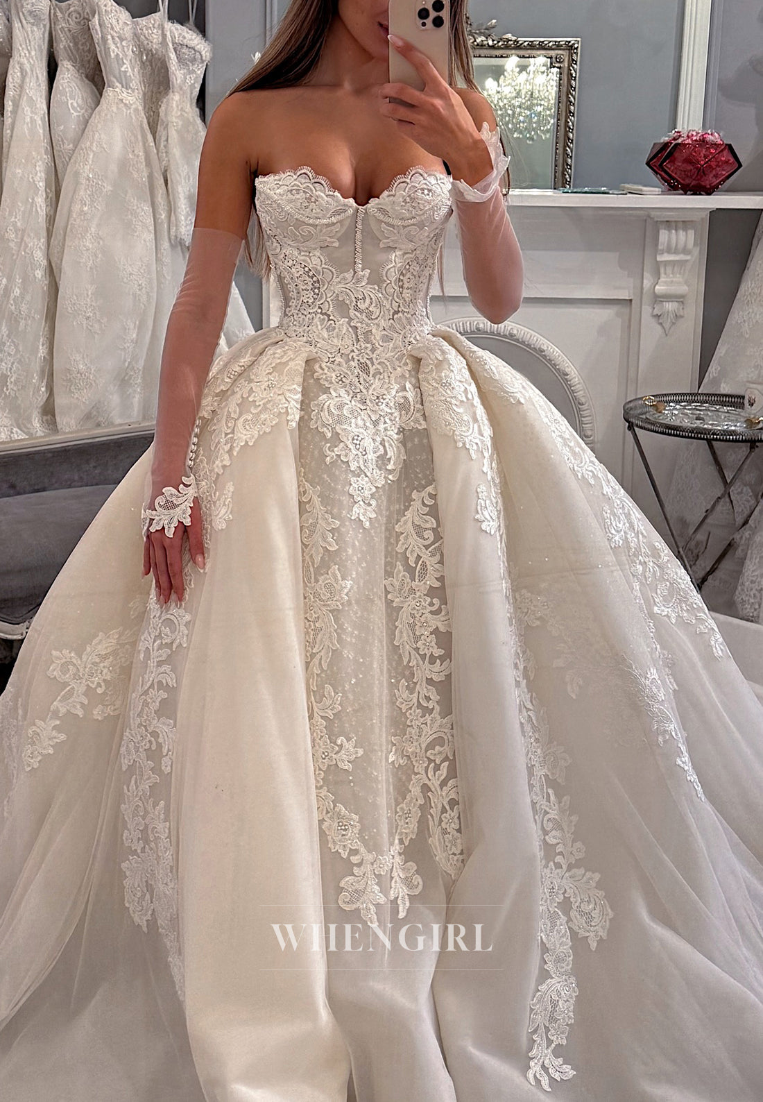 Luxury Sweetheart Appliqued Lace Ball Gown Chapel Train Wedding Dress