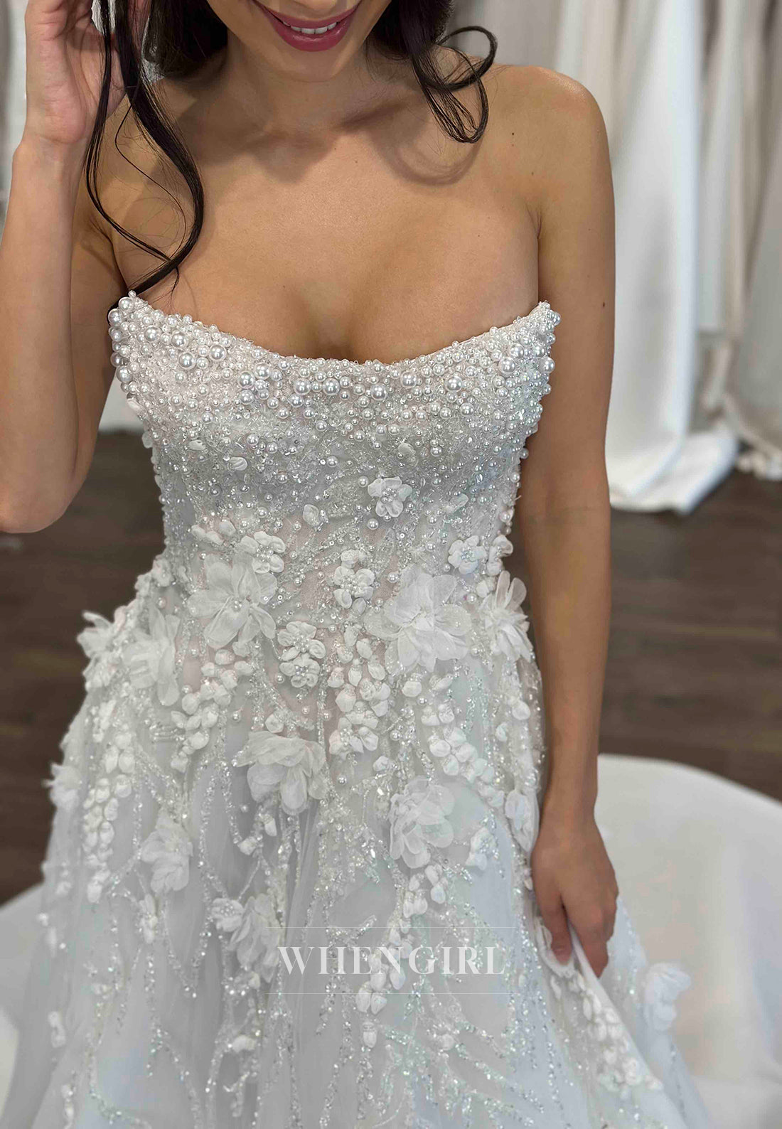 Strapless Pearls Beading Appliqued Sleeveless Side Slit Court Trian A-Line Wedding Dress