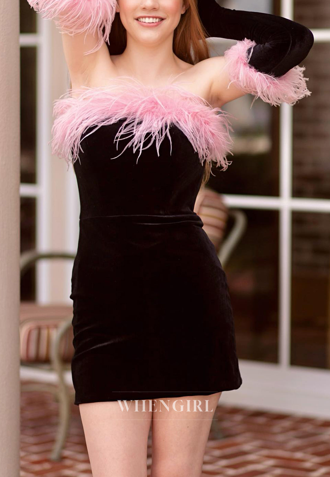 Black Sheath Tube Top Pink Feather Back Zipper Short Homecoming Dress with Gloves