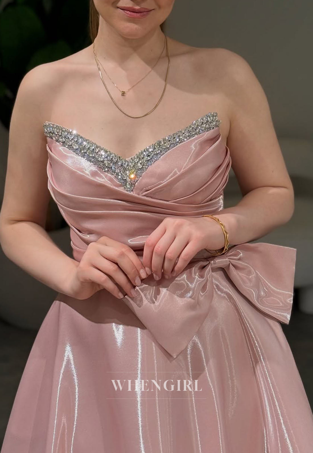 V Neck Sleeveless A-Line Evening Dress Bowknot Lace Up Pleated Sweep Train Formal Dress