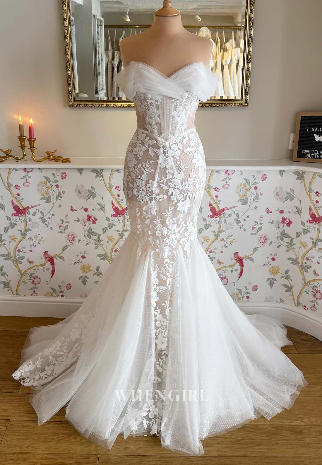 Off Shoulder Pleated V Neck Sleeveless Appliqued Lace Mermaid Long Wedding Dress