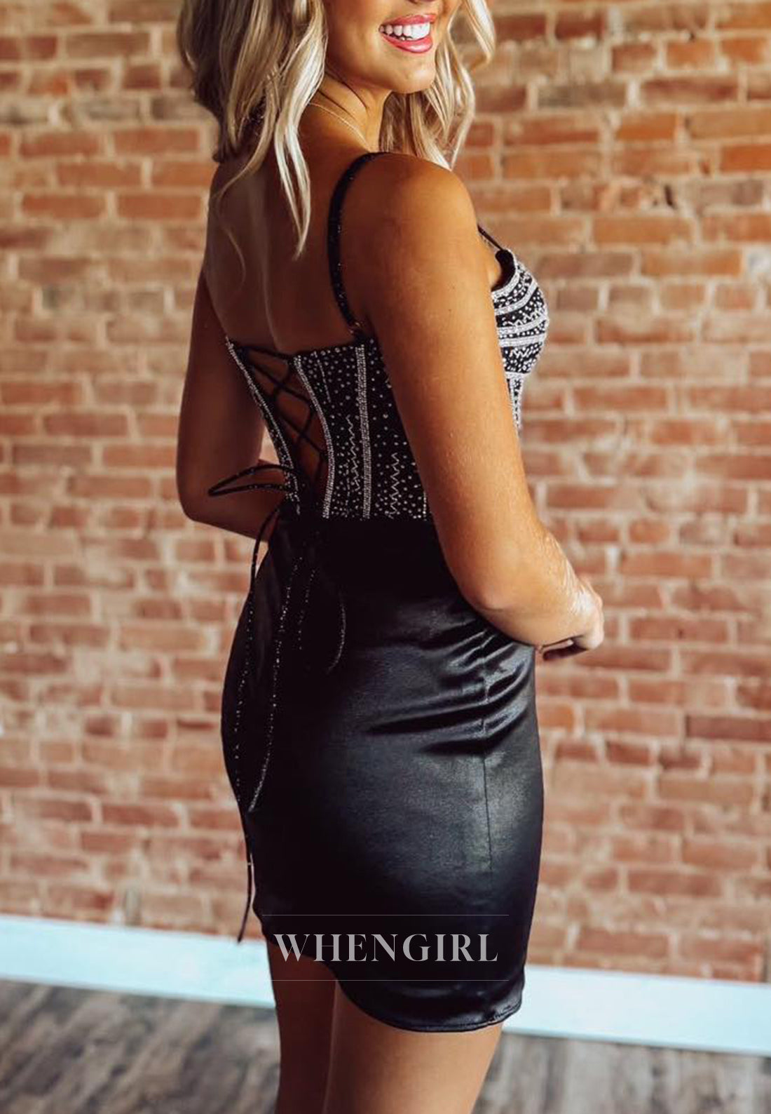 Black Sweetheart Spaghetti Straps Sleeveless Cut Out Lace Up Sheath Short Homecoming Dress