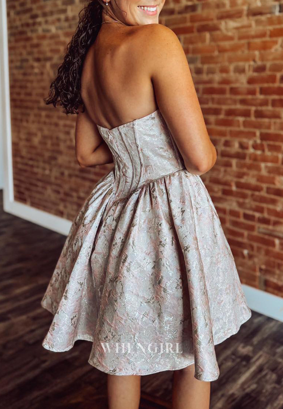 A-Line Bateau Neck Sleeveless Back Zipper Short Homecoming Dress