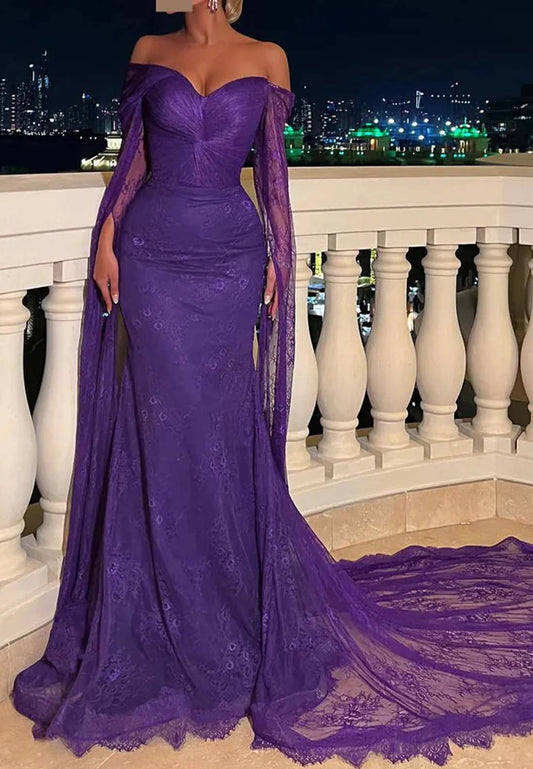 Regency Off Shoulder Sweetheart Formal Dress Long Sleeves Lace Court Train Evening Gown