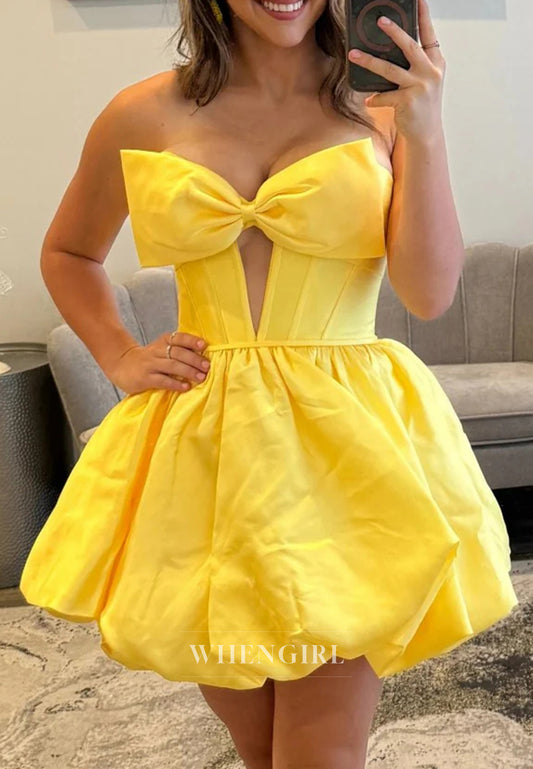 A-Line Sleeveless Cut Out V Neck Lace Up Strapless Satin Short Homecoming Dress