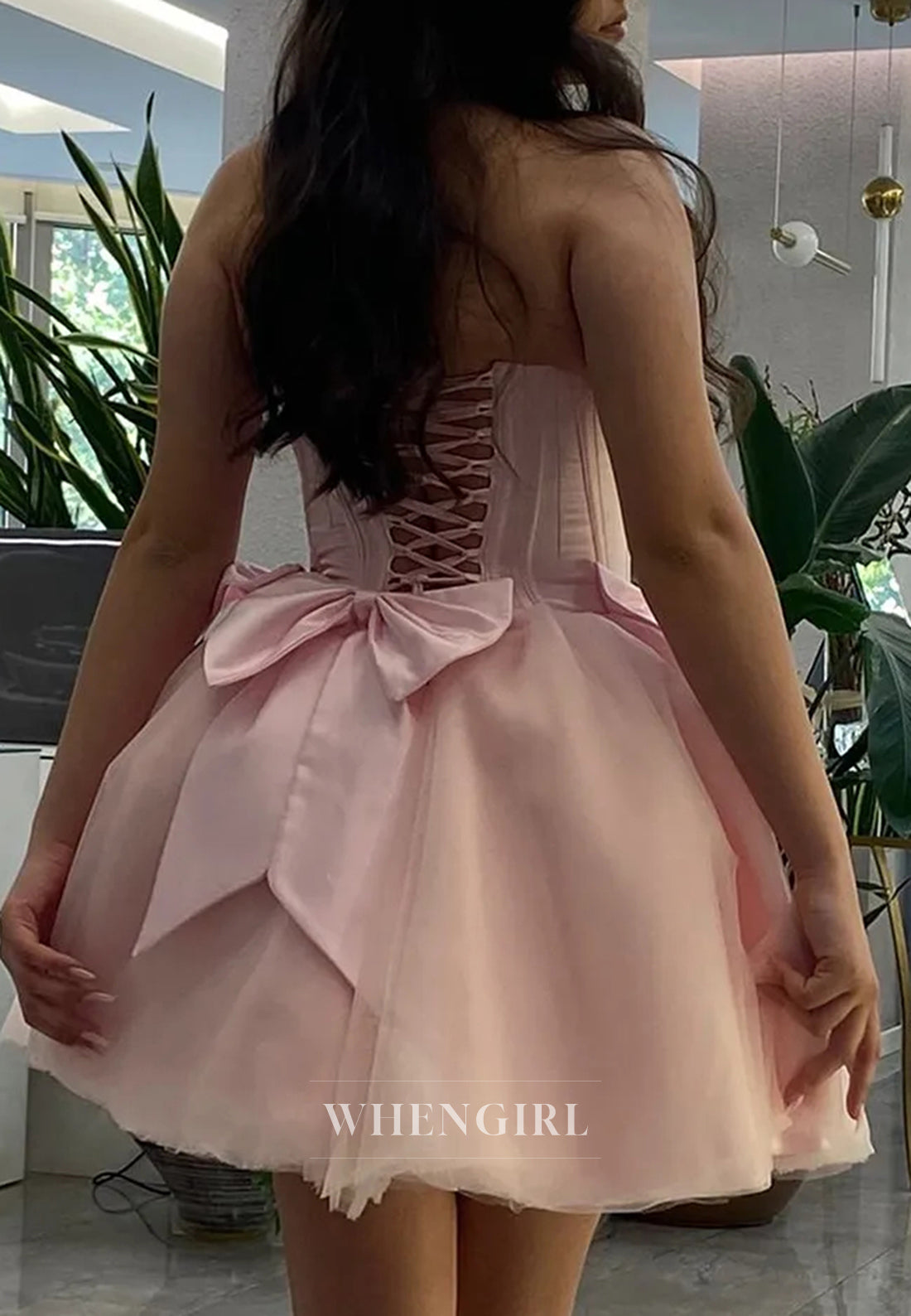 Light Pink A-Line Sleeveless Strapless Bowknot Lace Up Short Homecoming Dress