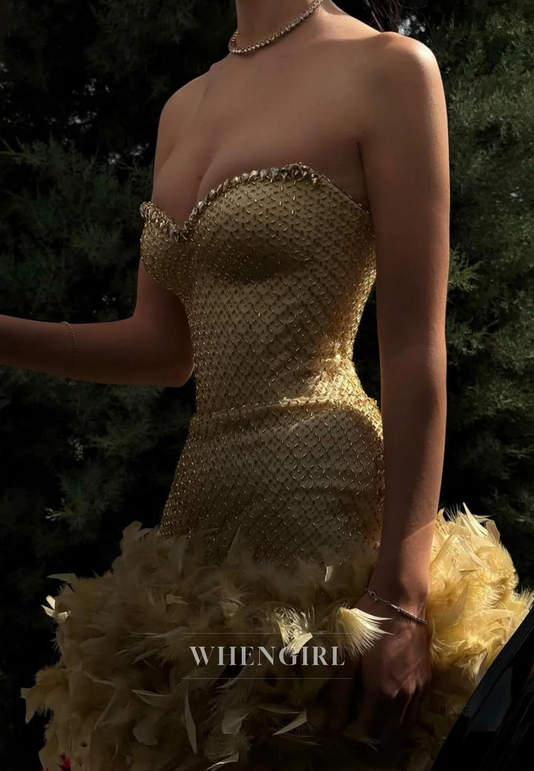 Sheath Beaded Feather Sleeveless Sweetheart Strapless Homecoming Dress