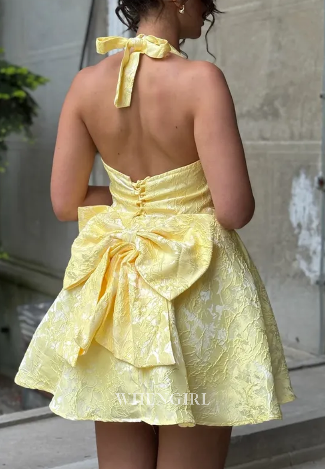 Halter V Neck Sleeveless A-Line Homecoming Dress Bowkot Lace Up Party Dress