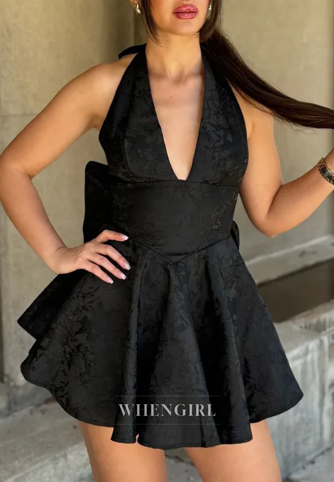 Halter V Neck Sleeveless A-Line Homecoming Dress Bowkot Lace Up Party Dress