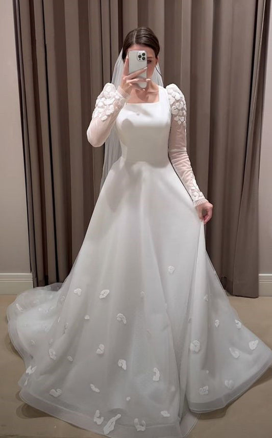 Modest White A-line Long Sleeves Wedding Dress