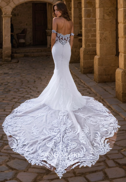 Mermaid Off Shoulder Sleeveless Appliques Wedding Dress with Train