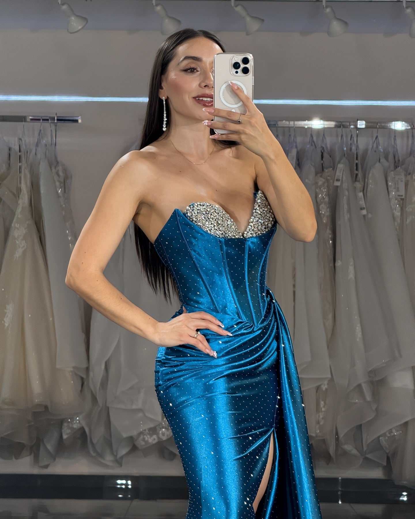 Sweetheart Satin Beaded Prom Dresses Long Mermaid Sleeveless Evening Gowns