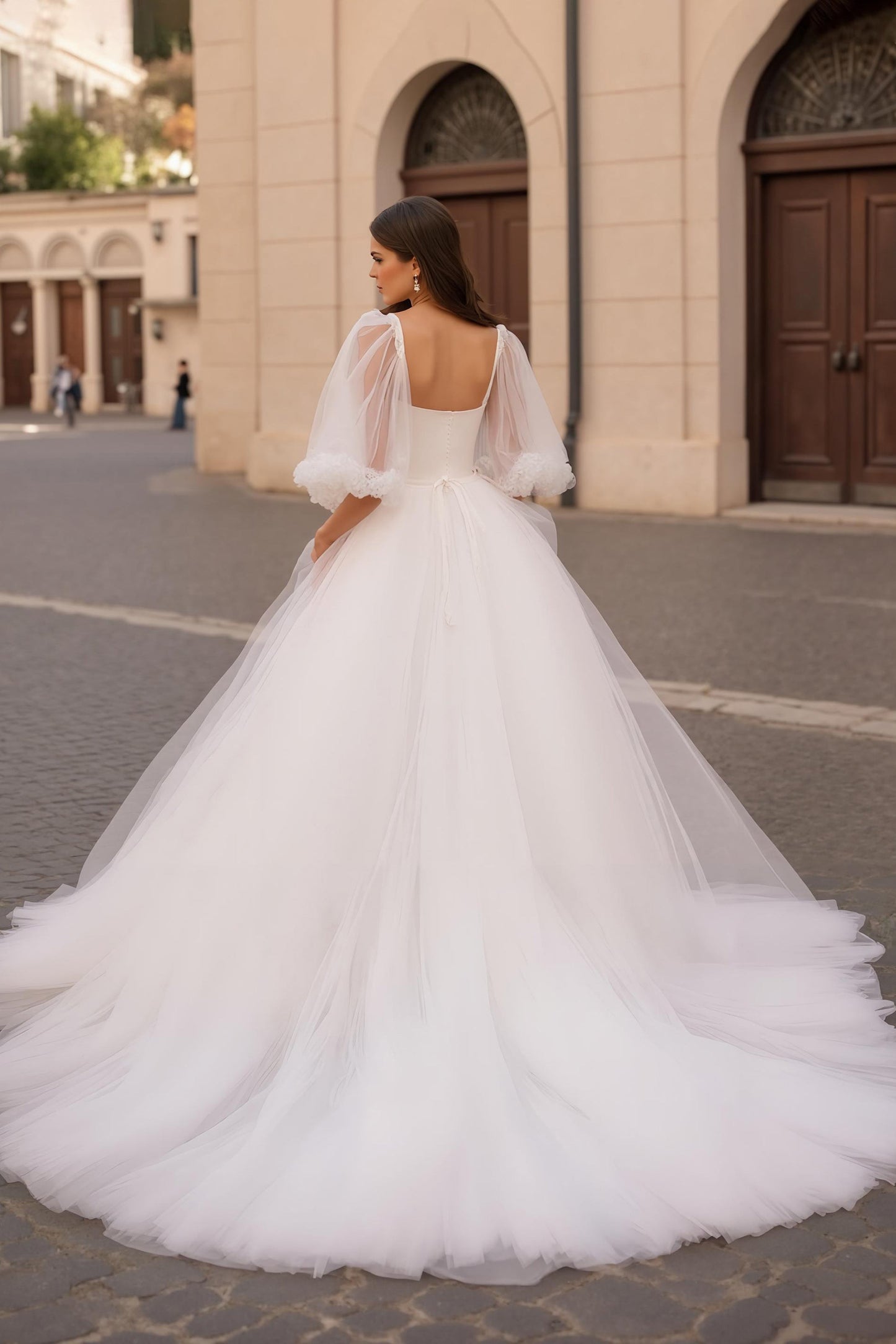 Ivory A Line Square Neck Half Sleeve Tulle Court Train Wedding Dress