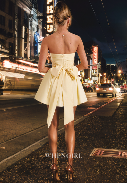 A-Line Strapless Sleeveless Pleated Back Zipper Bow Knot Homecoming Dress