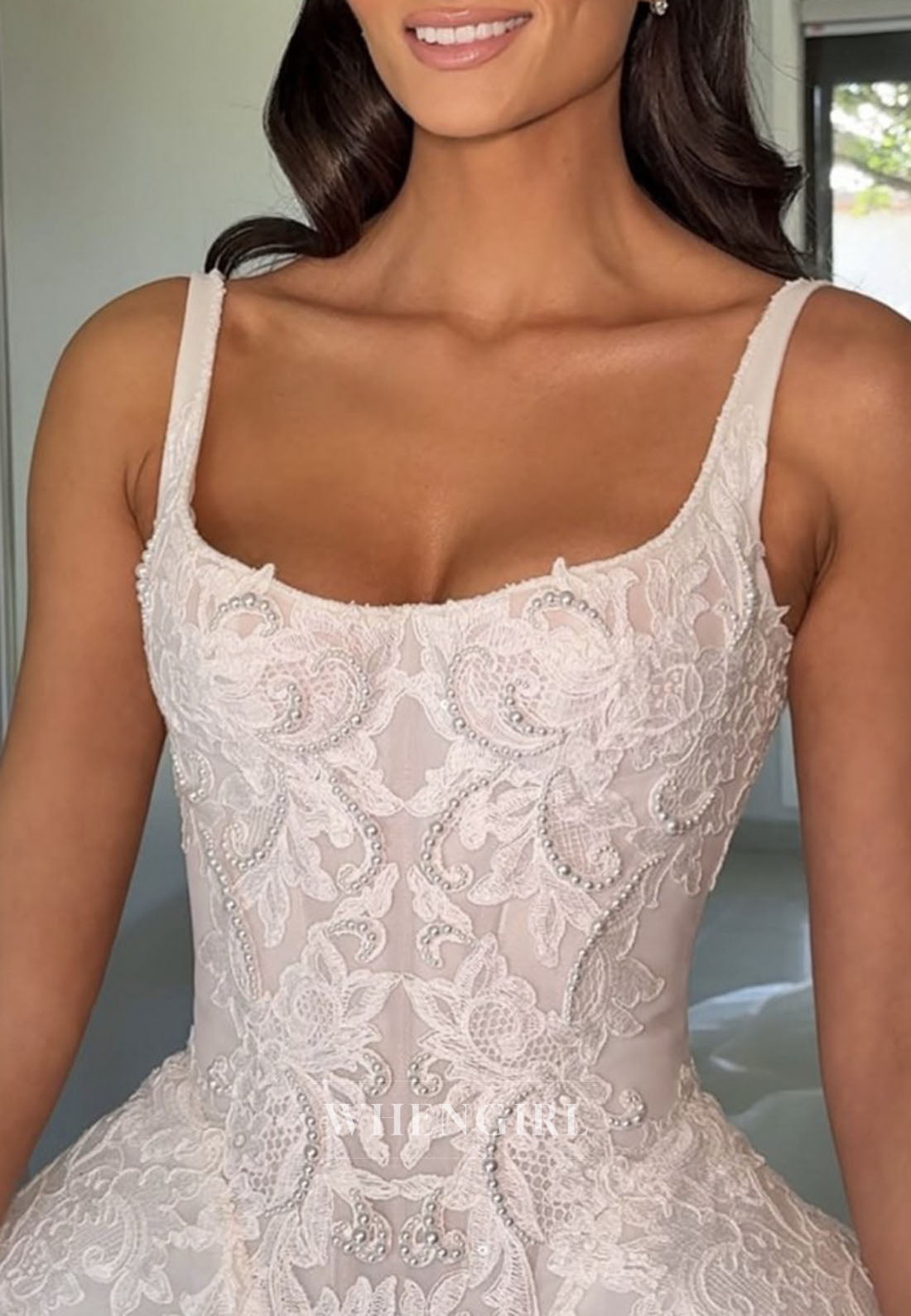 Sccop Neck Sleeveless Beaded Lace Ball Gown Wedding Dress
