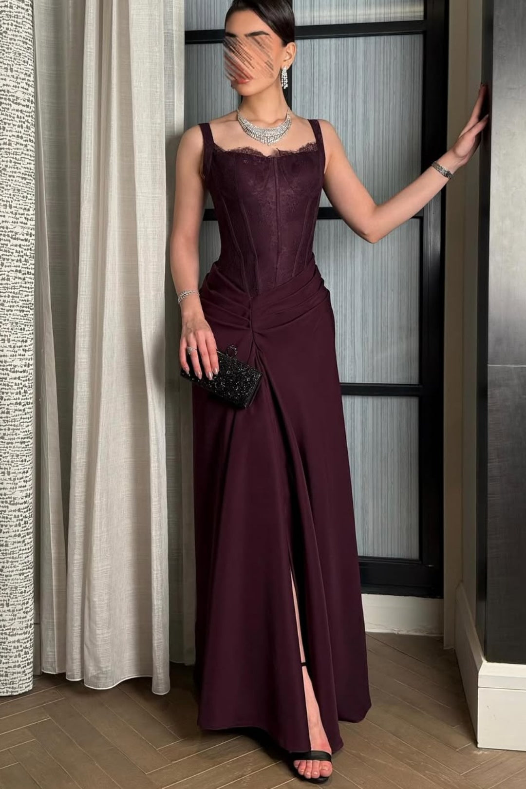 Elegant Burgundy Corset Ruched Lace Slit Evening Dress