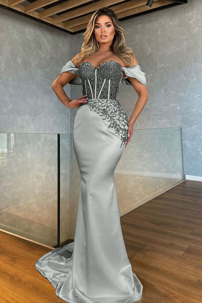 Stunning White Sweetheart Off the Shoulder Mermaid Evening Dress With Appliques