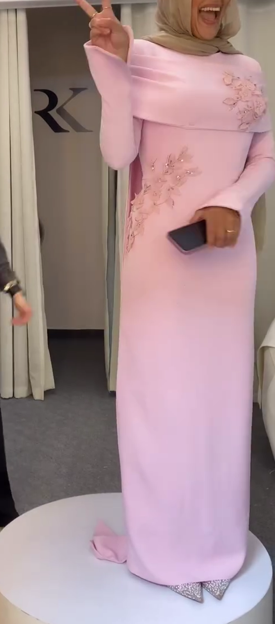 Pink Long Sleeves Embroidery Mother of the Bride Dress Formal Gown