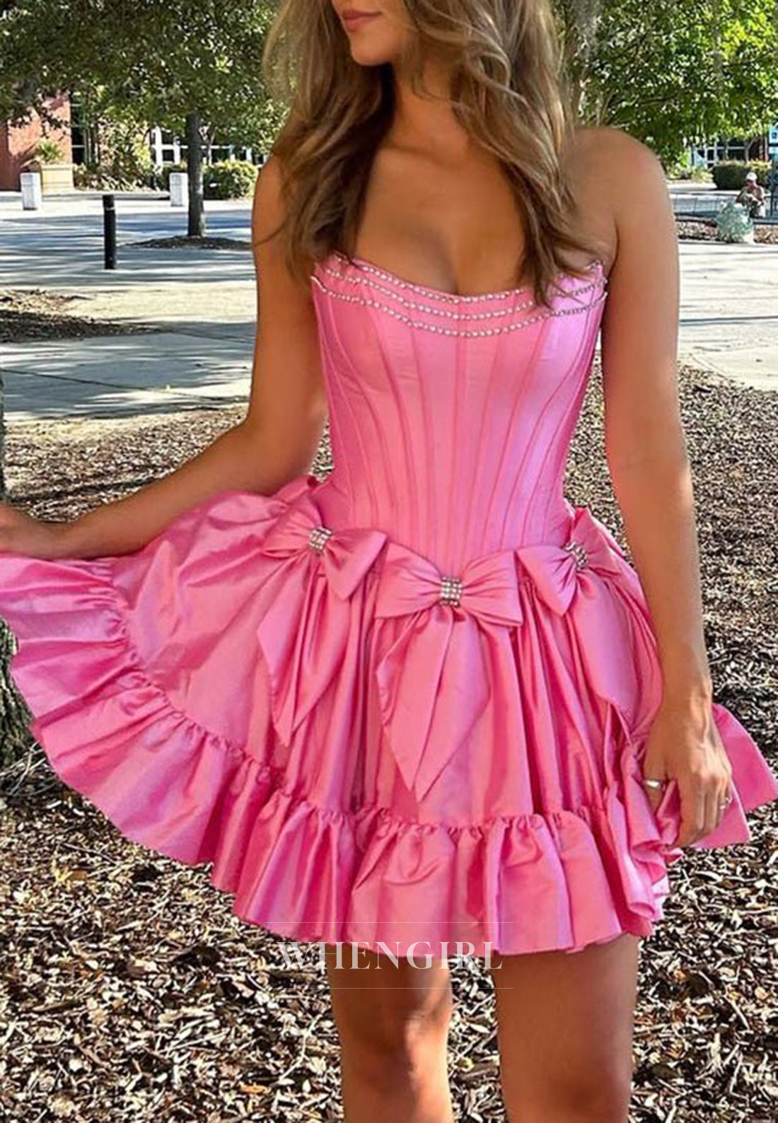 A-Line Sleeveless Beads Strapless Bowknot Homecoming Dress