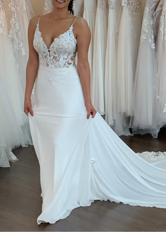 V Neck Spaghetti Strap Floral Lace Mermaid Wedding Dress