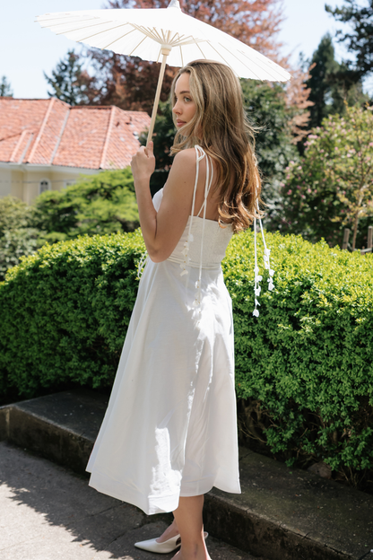 White Sweetheart Spaghetti Straps Midi Dress
