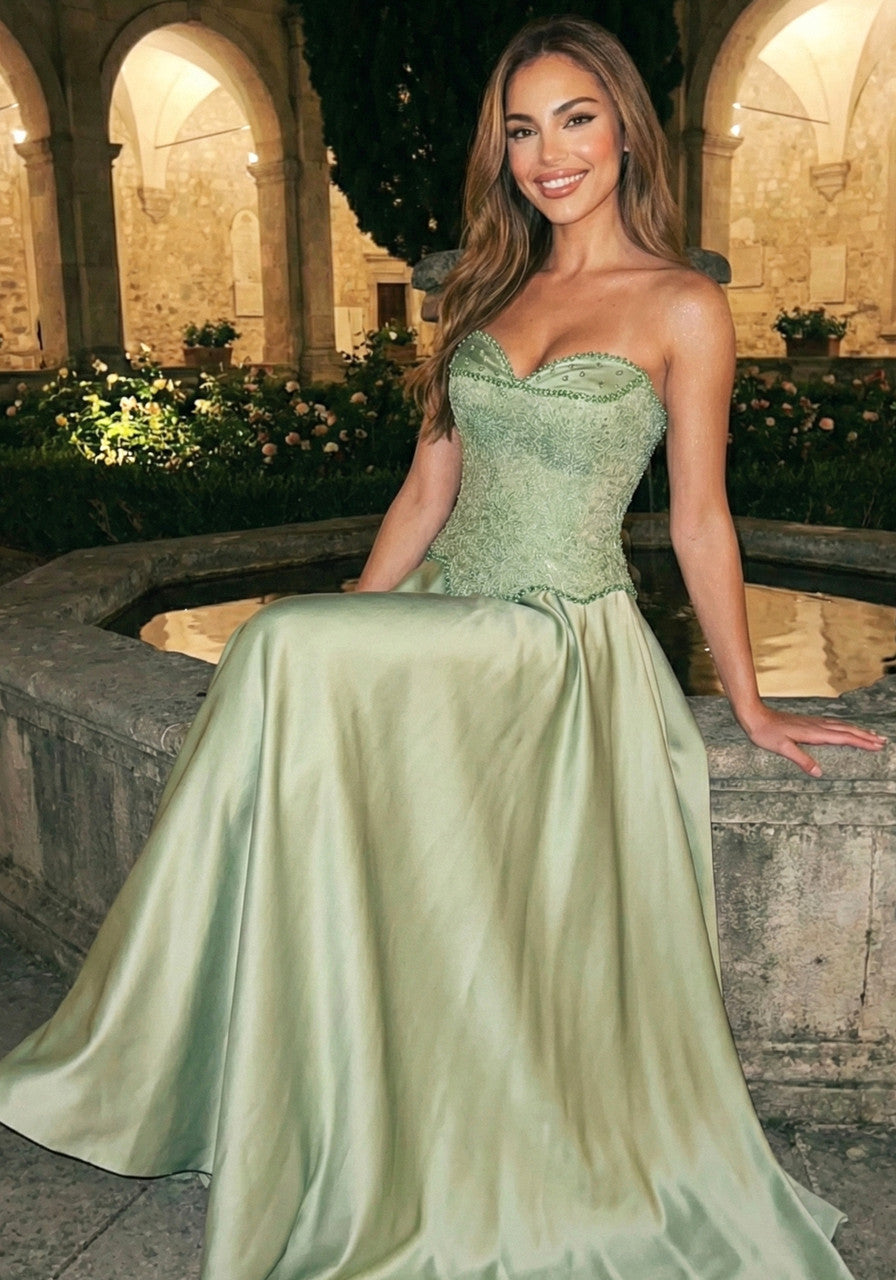 Chic Green Satin Off-the-Shoulder Lace-Up Back Formal Evening Party Dress