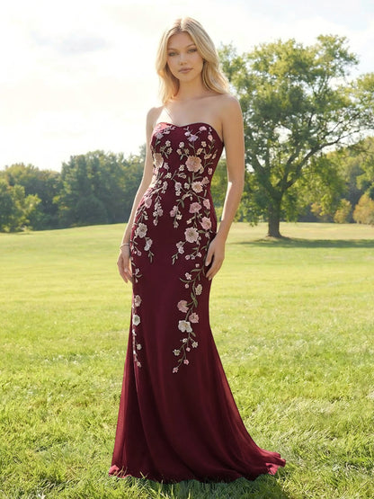 Elegant Embroidered Evening Gown Strapless Floral Bridesmaid Dresses