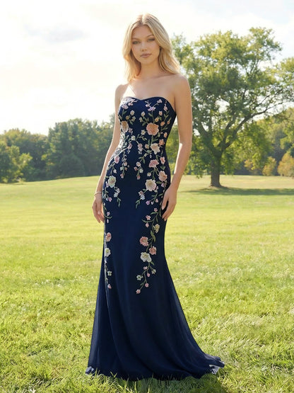 Elegant Embroidered Evening Gown Strapless Floral Bridesmaid Dresses