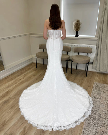 Mermaid Sweetheart Long Sleeves lace Court Train Wedding Dress