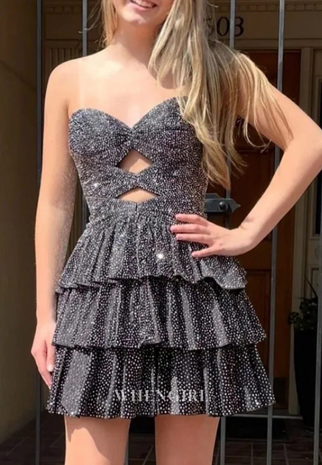 Sweetheart Cut Out Sleeveless Strapless Beaded A-Line Homecoming Dress WhenGirl Sweetheart Cut Out Sleeveless Strapless Beaded A-Line Homecoming Dress WhenGirl