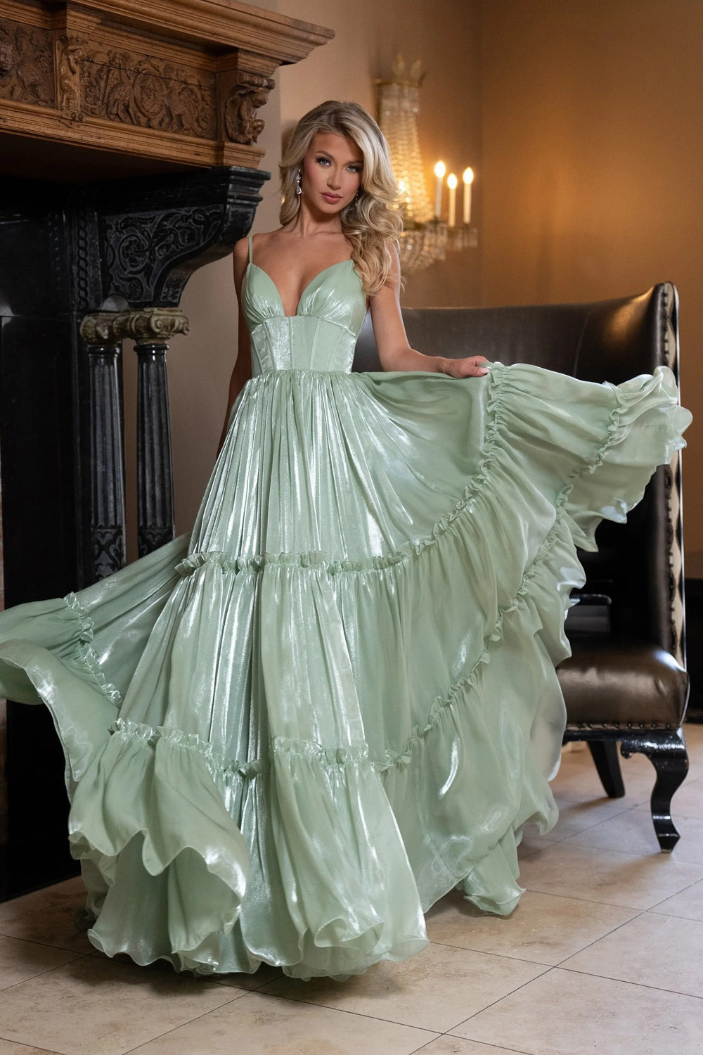 Green Shiny Organza V-neck Charming A-line Prom Dress