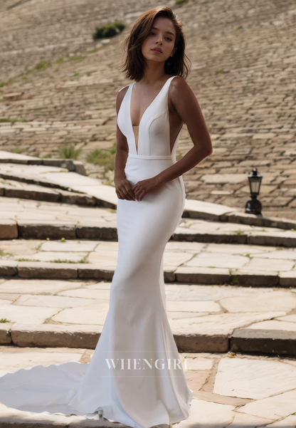 Deep V-Neck Sleeveless Mermaid Wedding Dress Spaghetti Straps Bridal Dress with Sweep Train